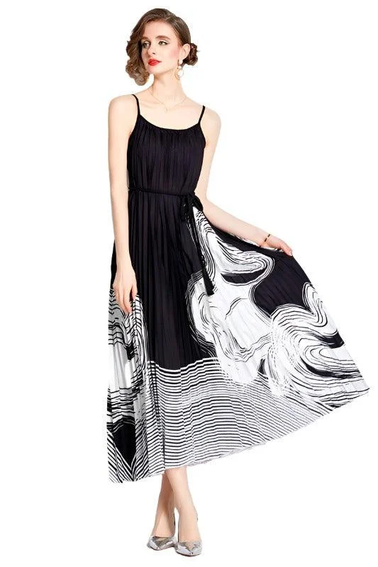 Women's Black and White Sleeveless Maxi Dress Comfortable Fit-and-Flare Maxi Dress