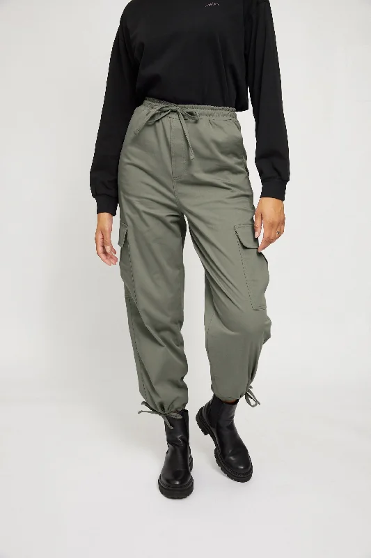 Coria Cargo Pants Fashionable Track Pants