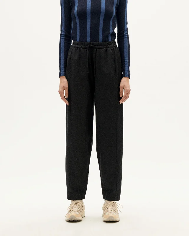 Esther Pants Black Comfortable Pleated Pants